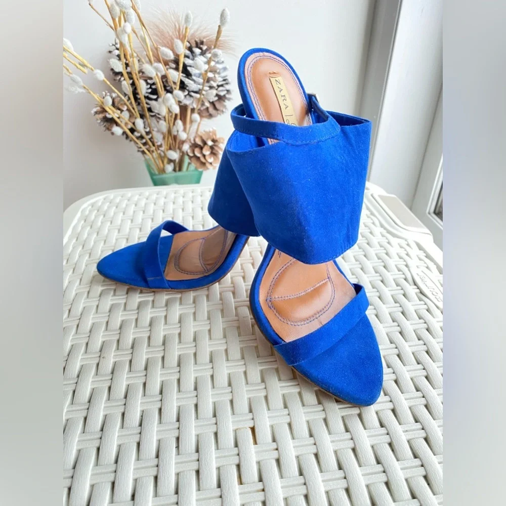 Zara Stilletos in blue - Picture 8 of 14
